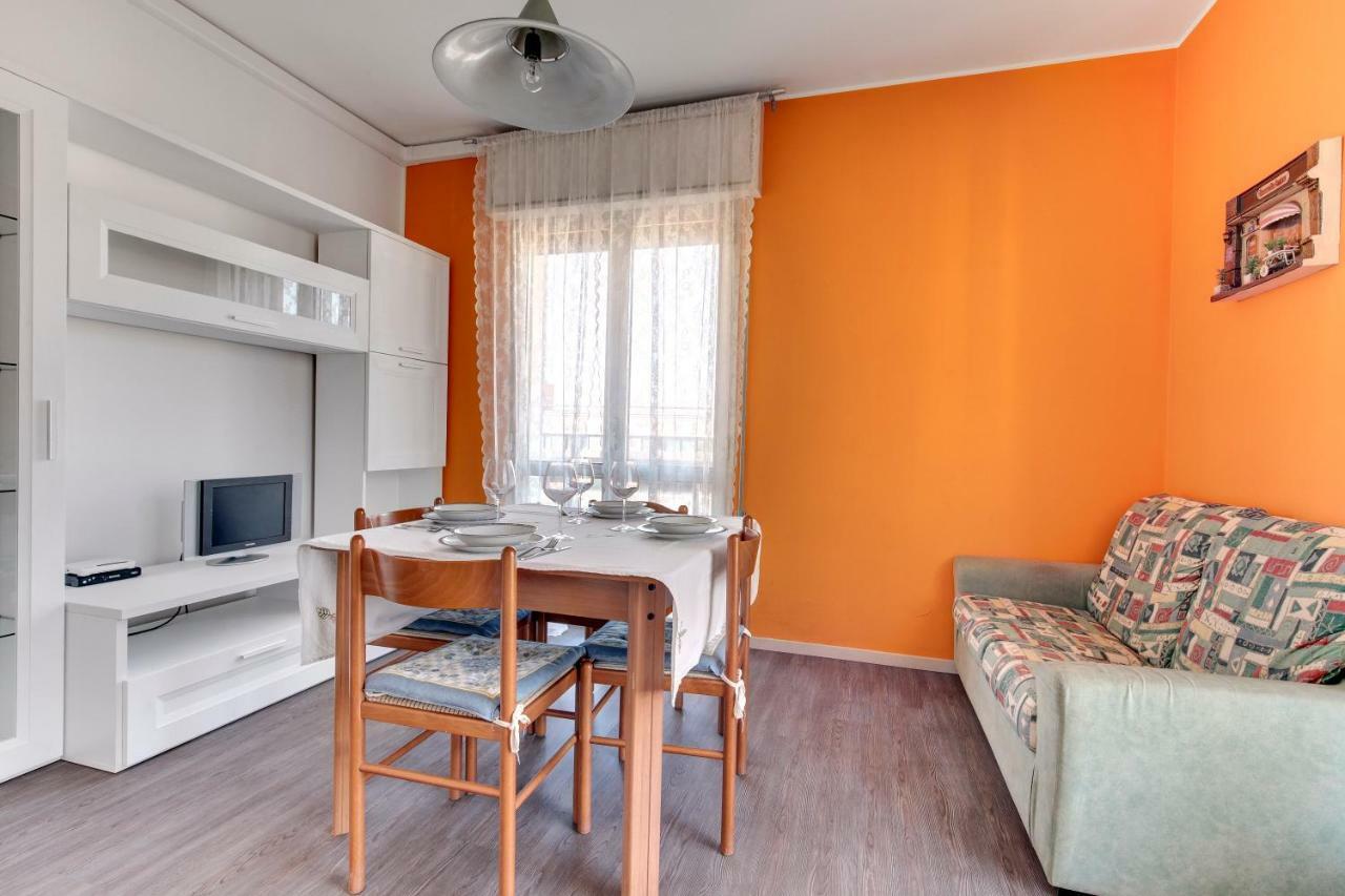 Smart Mestre Centre Luaran gambar